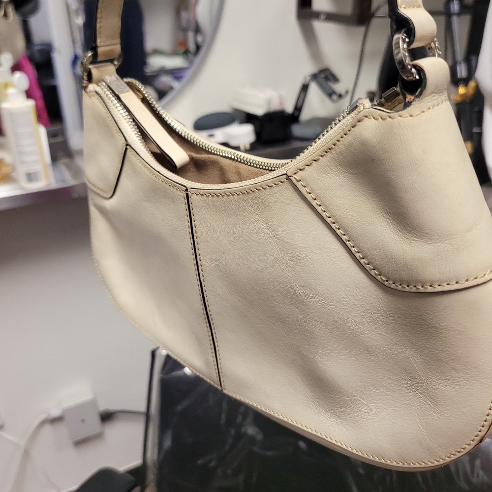 Monsac Cream Shoulder Bag With Dustbag - Picture 5 of 11